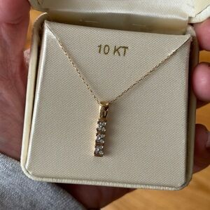 10k gold necklace and earring set